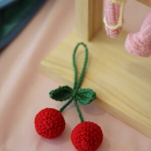 Porte-clés / Bag Charm Cerise au crochet